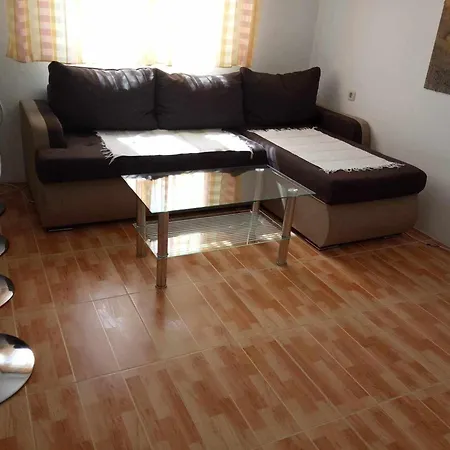 Zlatka Apartment *